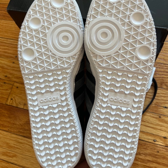 NIB Adidas Samba ADV “CARBON” W7.5 Black Carbon Silver IG7572 *Limited Release* - Picture 8 of 10